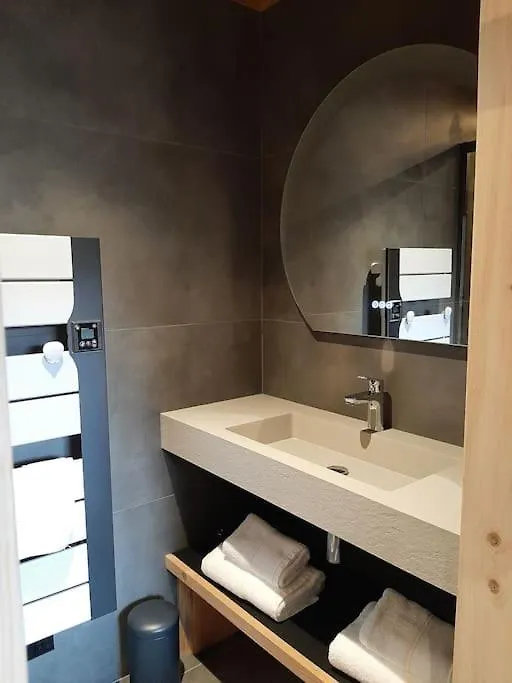 Chalet La Ferme D'Aime, Neuf, 15 Personnes Entremont France