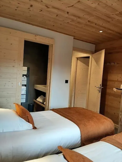 Chalet La Ferme D'Aime, Neuf, 15 Personnes Entremont
