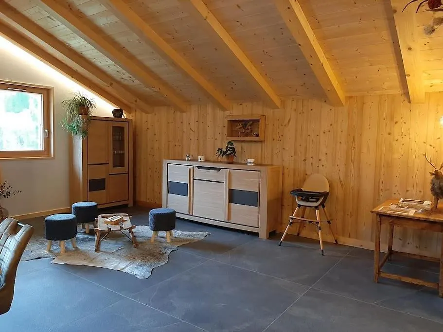 Chalet La Ferme D'Aime, Neuf, 15 Personnes Entremont